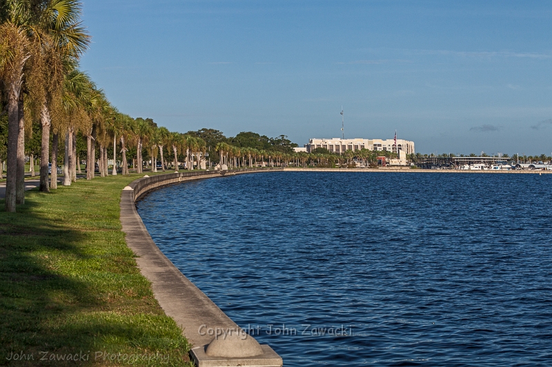 IMG_3515.jpg - Sanford RiverWalk, with its gazebos and swinging benches, has 1.2 miles of pedestrian walking paths. Along the way, you can visit Veterans Memorial Park, Marina Island, Ft. Mellon Park, and the Sanford Museum .