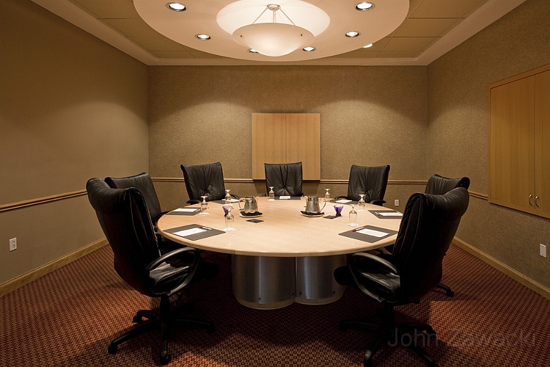 MCOUV-CP-Orlando-Boardroom_3689.jpg