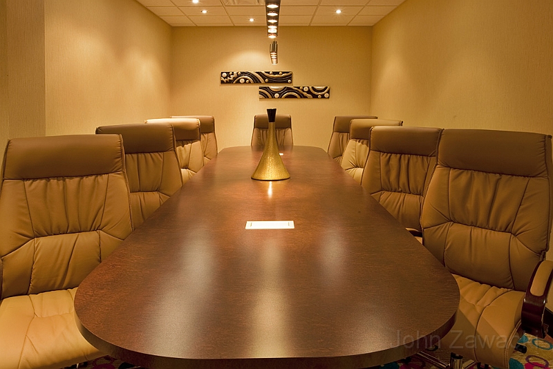 SRQAP-HI-Sarasota-Boardroom_9281.jpg