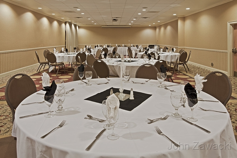 PXPGA-HI-POOLER-Ballroom_1944.jpg